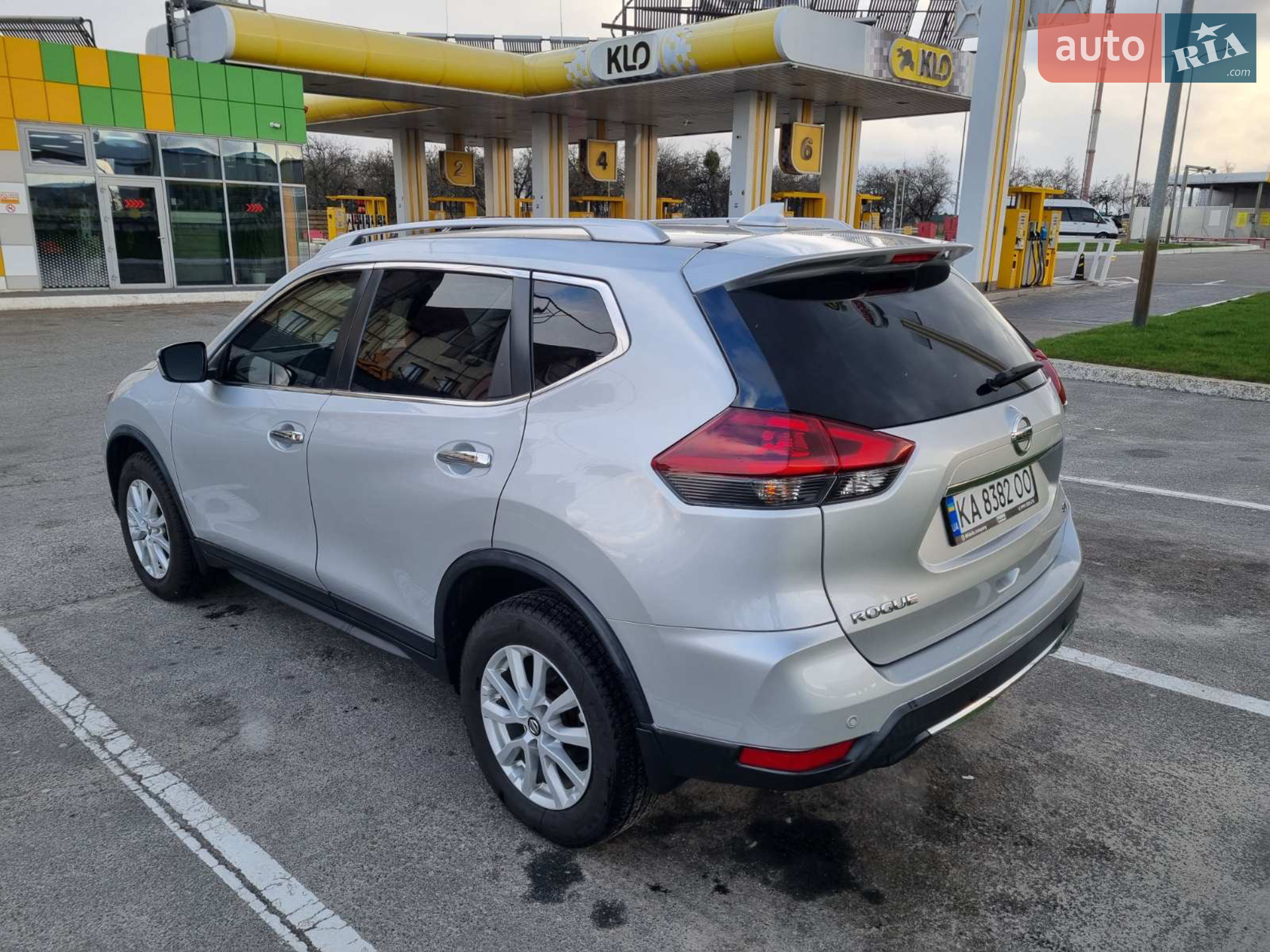 2018 Nissan Rogue - мініатюра 2
