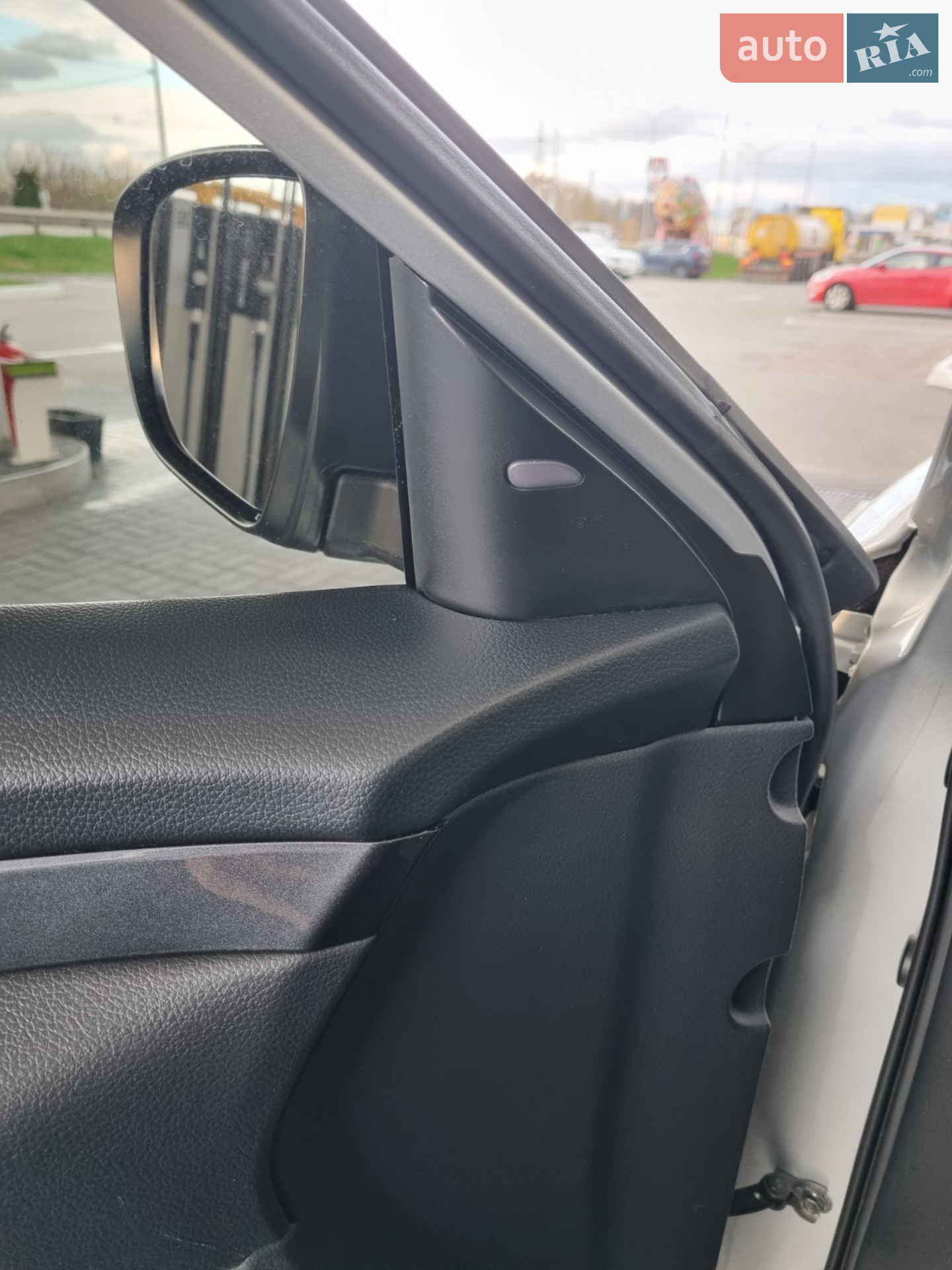 2018 Nissan Rogue - мініатюра 14