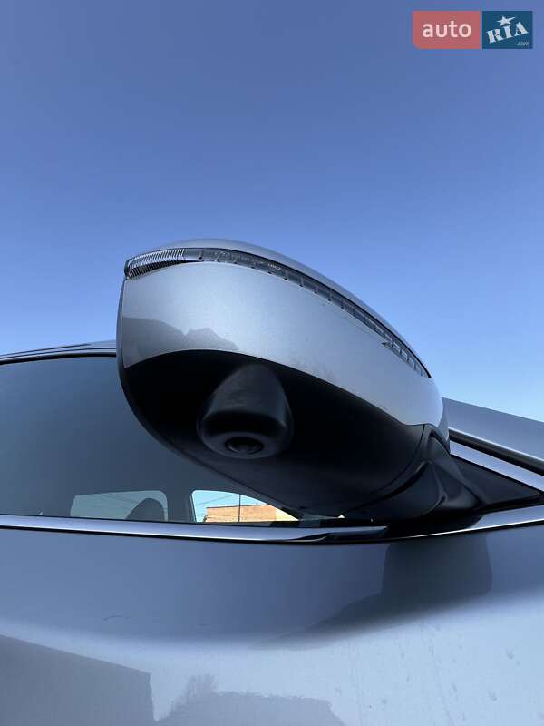 Внедорожник / Кроссовер Nissan Rogue 2019 в Чернигове