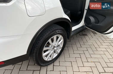 Внедорожник / Кроссовер Nissan Rogue 2020 в 