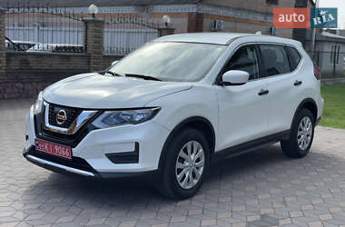 Позашляховик / Кросовер Nissan Rogue 2019 в 