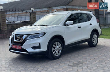 Позашляховик / Кросовер Nissan Rogue 2019 в 