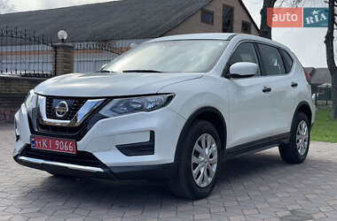 Позашляховик / Кросовер Nissan Rogue 2019 в 