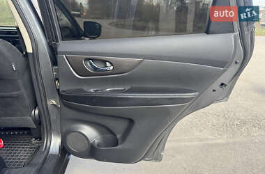 Внедорожник / Кроссовер Nissan Rogue 2014 в 