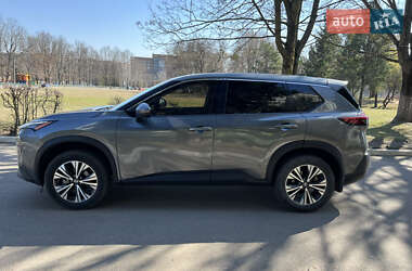 Внедорожник / Кроссовер Nissan Rogue 2021 в 