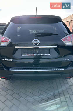 Внедорожник / Кроссовер Nissan Rogue 2016 в 