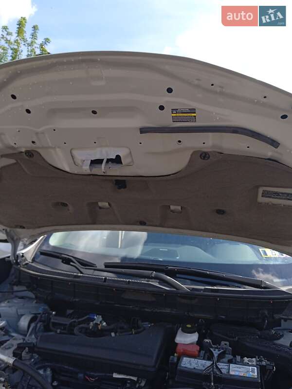 Позашляховик / Кросовер Nissan Rogue 2019 в Тернополі