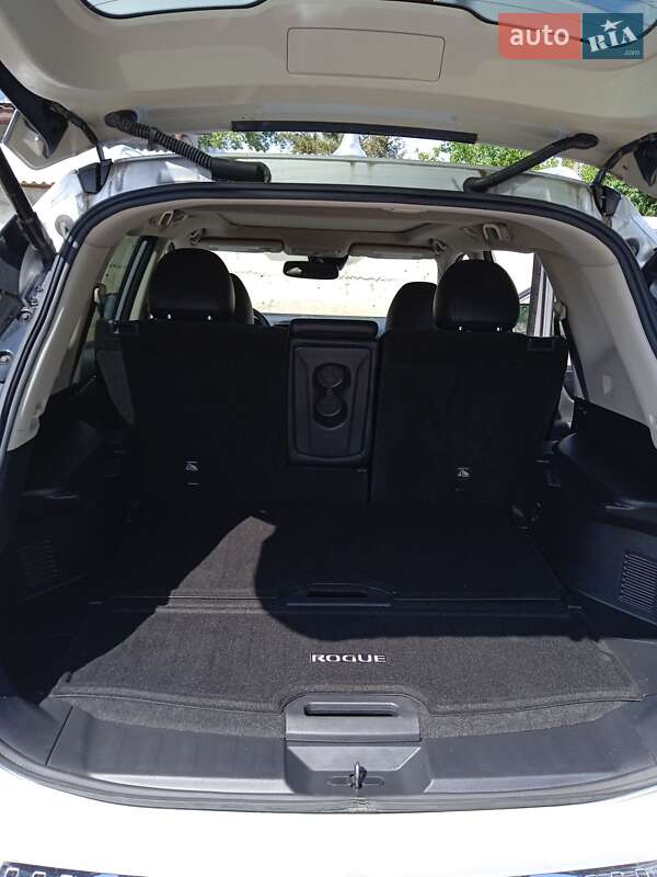 Позашляховик / Кросовер Nissan Rogue 2019 в Тернополі