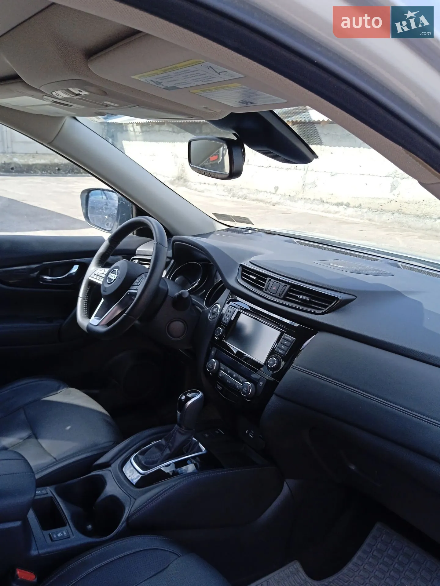 2019 Nissan Rogue - мініатюра 16