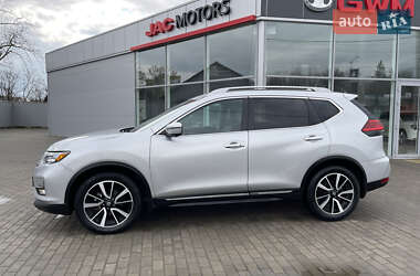 Внедорожник / Кроссовер Nissan Rogue 2016 в 