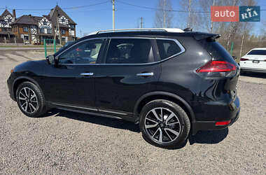 Внедорожник / Кроссовер Nissan Rogue 2017 в 