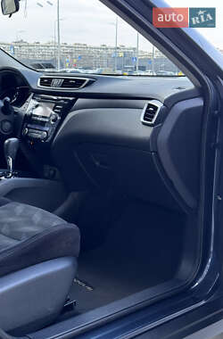 Внедорожник / Кроссовер Nissan Rogue 2014 в 