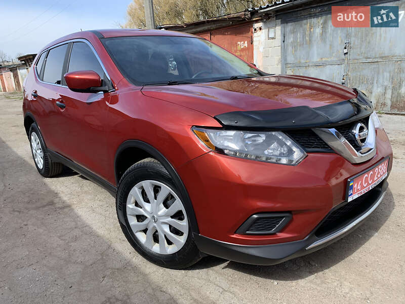 Внедорожник / Кроссовер Nissan Rogue 2016 в 
