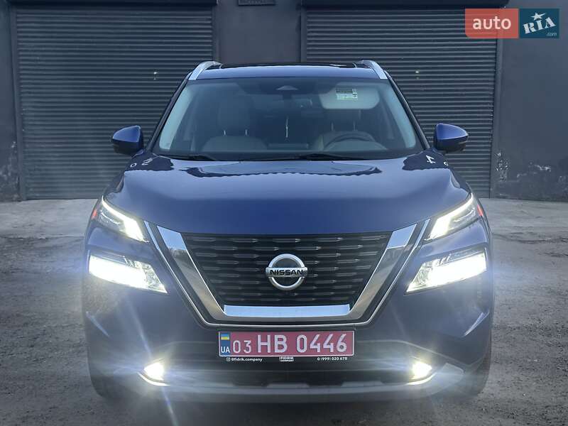 Внедорожник / Кроссовер Nissan Rogue 2021 в Барвенкове