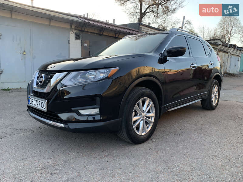 Позашляховик / Кросовер Nissan Rogue 2016 в Чернігові