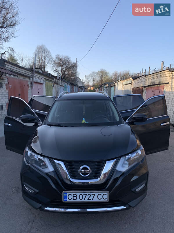 Позашляховик / Кросовер Nissan Rogue 2016 в Чернігові