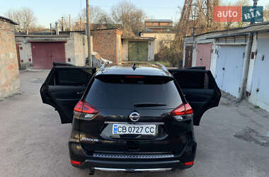 Внедорожник / Кроссовер Nissan Rogue 2016 в 