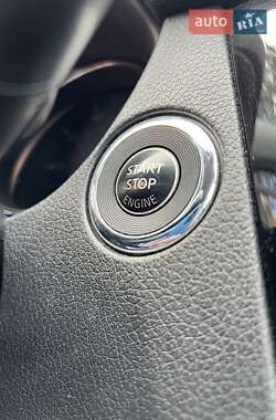 Внедорожник / Кроссовер Nissan Rogue 2020 в 