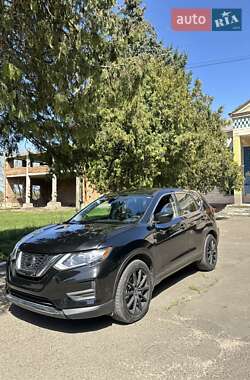 Внедорожник / Кроссовер Nissan Rogue 2019 в 