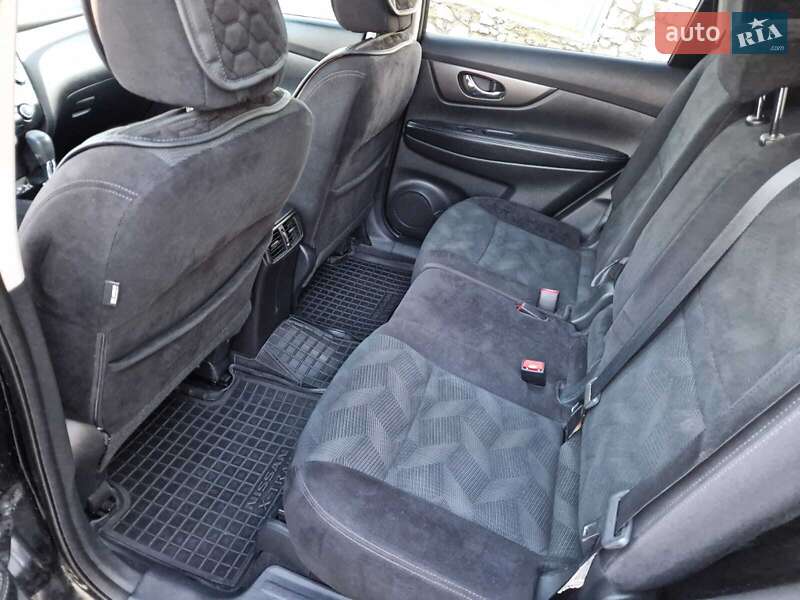 Позашляховик / Кросовер Nissan Rogue 2014 в Тернополі фото 24 Позашляховик / Кросовер Nissan Rogue 2014 в Тернополі