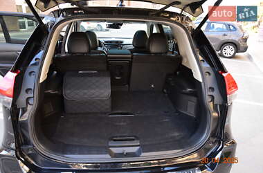 Внедорожник / Кроссовер Nissan Rogue 2017 в 