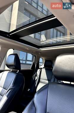 Внедорожник / Кроссовер Nissan Rogue 2022 в 