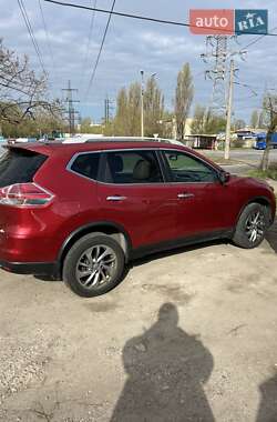 Внедорожник / Кроссовер Nissan Rogue 2015 в 