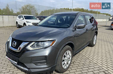 Позашляховик / Кросовер Nissan Rogue 2016 в 