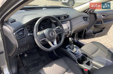 Позашляховик / Кросовер Nissan Rogue 2016 в 