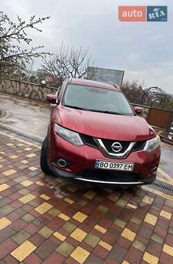 Позашляховик / Кросовер Nissan Rogue 2015 в 