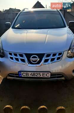 Внедорожник / Кроссовер Nissan Rogue 2015 в 