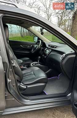 Внедорожник / Кроссовер Nissan Rogue 2015 в 
