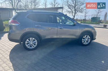 Позашляховик / Кросовер Nissan Rogue 2015 в 
