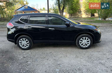 Позашляховик / Кросовер Nissan Rogue 2015 в 