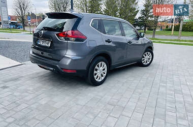 Позашляховик / Кросовер Nissan Rogue 2018 в 