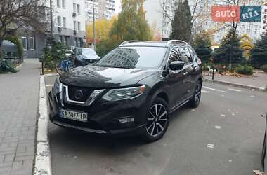 Позашляховик / Кросовер Nissan Rogue 2017 в Києві