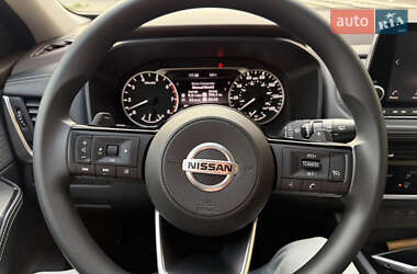 Позашляховик / Кросовер Nissan Rogue 2020 в 