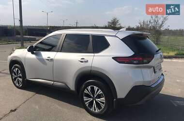 Позашляховик / Кросовер Nissan Rogue 2022 в 