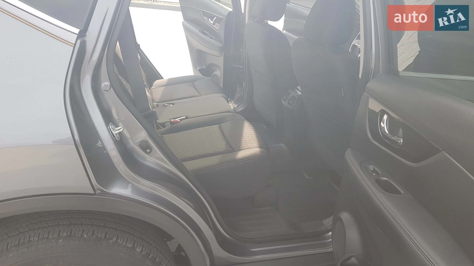 2017 Nissan Rogue - мініатюра 28