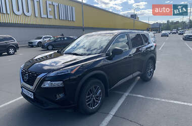 Позашляховик / Кросовер Nissan Rogue 2021 в 