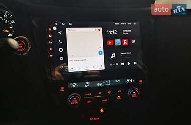 Позашляховик / Кросовер Nissan Rogue 2019 в 