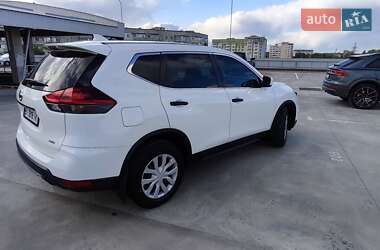 Позашляховик / Кросовер Nissan Rogue 2018 в 