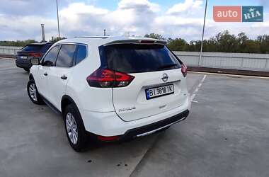 Позашляховик / Кросовер Nissan Rogue 2018 в 