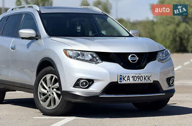 Позашляховик / Кросовер Nissan Rogue 2015 в Києві