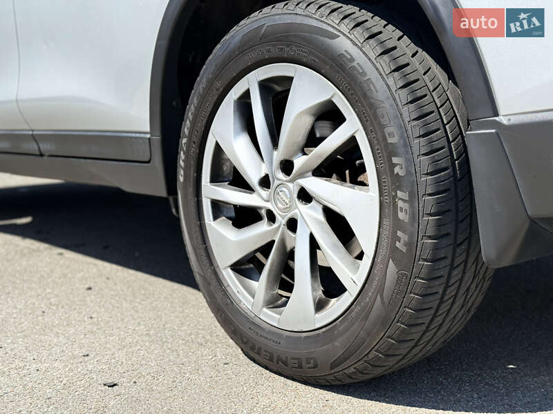 Позашляховик / Кросовер Nissan Rogue 2015 в Києві фото 11 Позашляховик / Кросовер Nissan Rogue 2015 в Києві