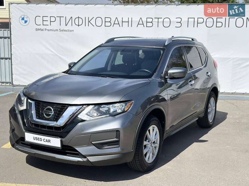 Позашляховик / Кросовер Nissan Rogue 2018 в Полтаві