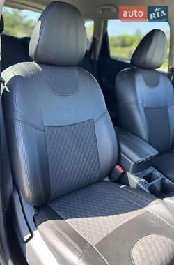 Позашляховик / Кросовер Nissan Rogue 2017 в 