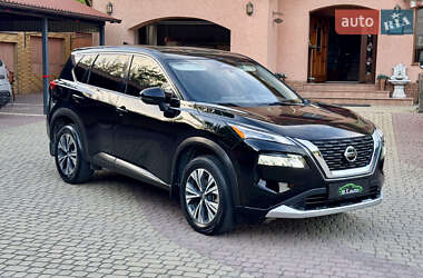 Позашляховик / Кросовер Nissan Rogue 2020 в 