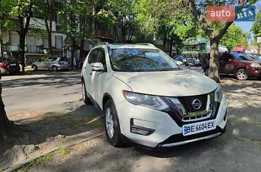 Внедорожник / Кроссовер Nissan Rogue 2016 в 