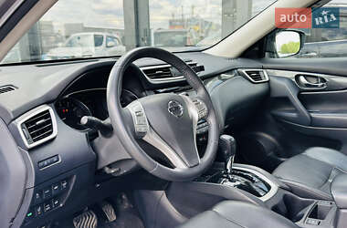 Внедорожник / Кроссовер Nissan Rogue 2015 в 